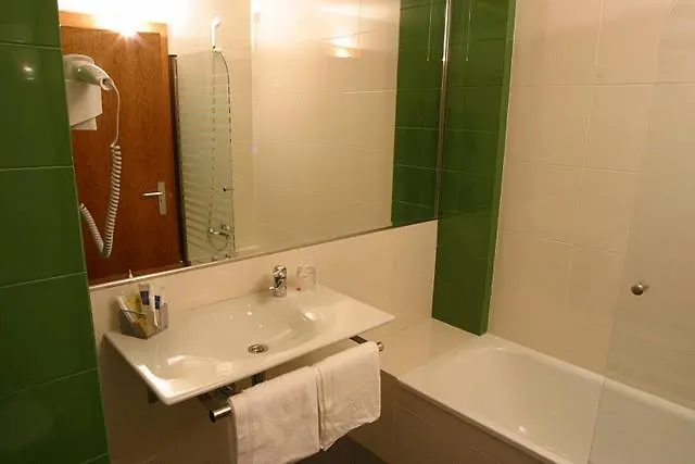 מלון Ab Murias Blancas וילאביצ'יוסה